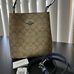 Coach Small Town Bucket Bag Khaki/Periwinkle Signature Canvas